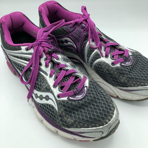 Saucony Triumph 11 Womens Athletic Running Shoes Size 10.5 B (Medium) - Picture 1 of 13
